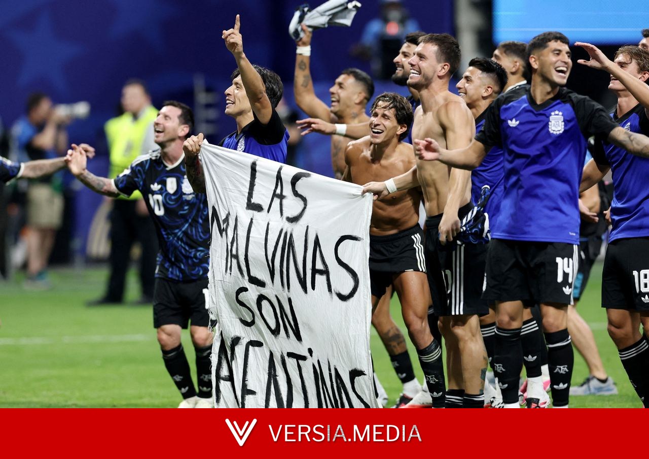 Milei sai em defesa dos jogadores que estenderam faixa sobre as Malvinas: 'Válido e lícito'