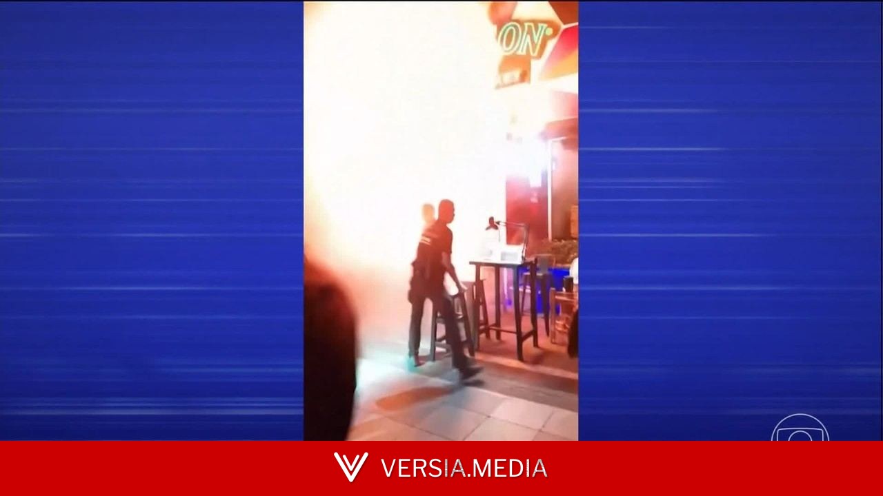 Quem é a cantora tailandesa morta no incêndio que 'engoliu' bar de Bangkok