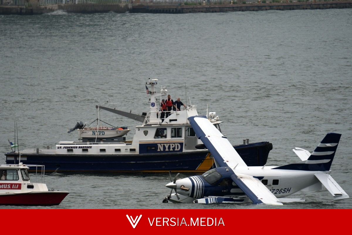 Aeronave faz pouso forçado em rio de Nova York; passageiros foram resgatados sem ferimentos